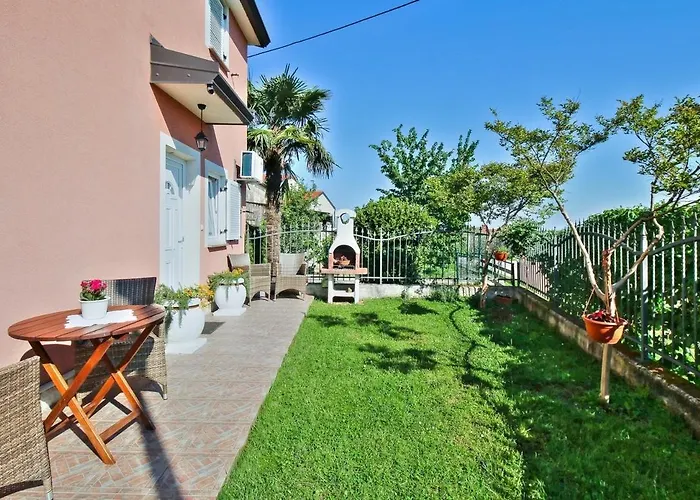 بيت ضيافة Lorena 3*